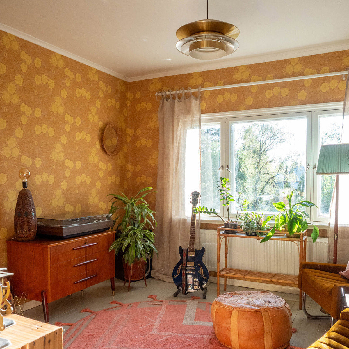 KIURUJEN YÖ tapetti keltainen 68631 Frenchic.