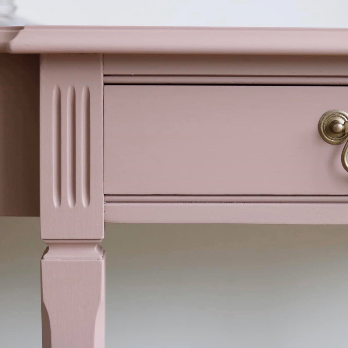 dusky_blush_pinkki_Frenchic_Paint