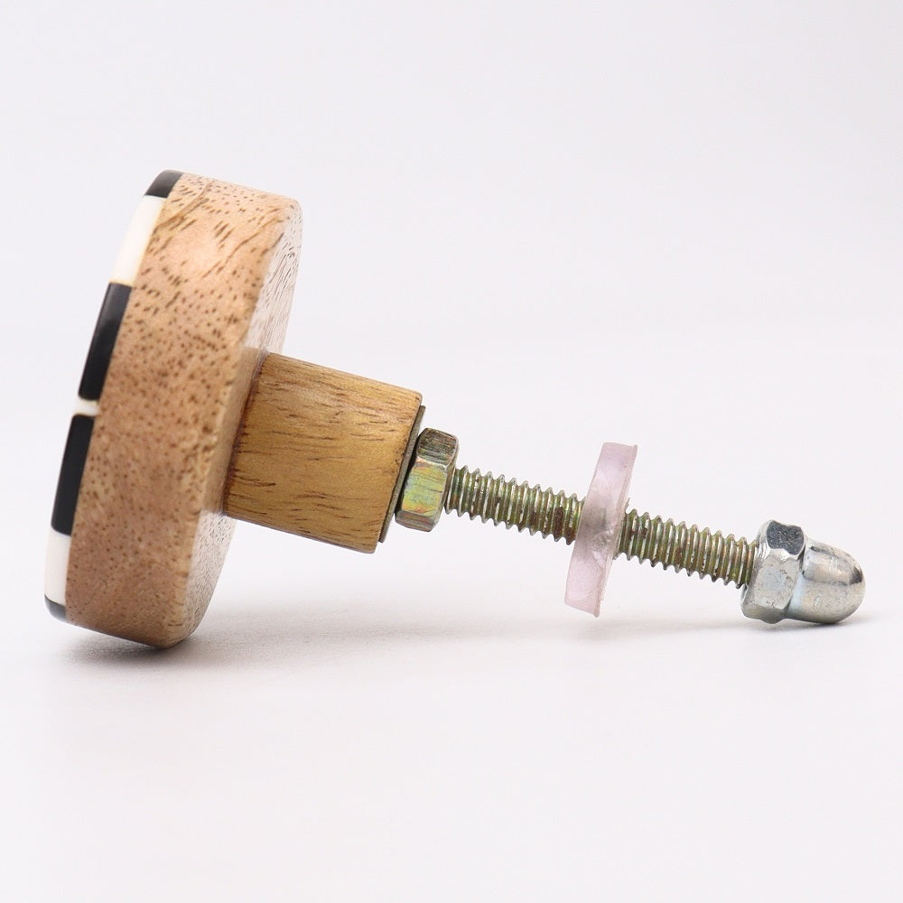 Harlekiini_ruutu_puureunat_nuppi_maalikauppa_frenchic.