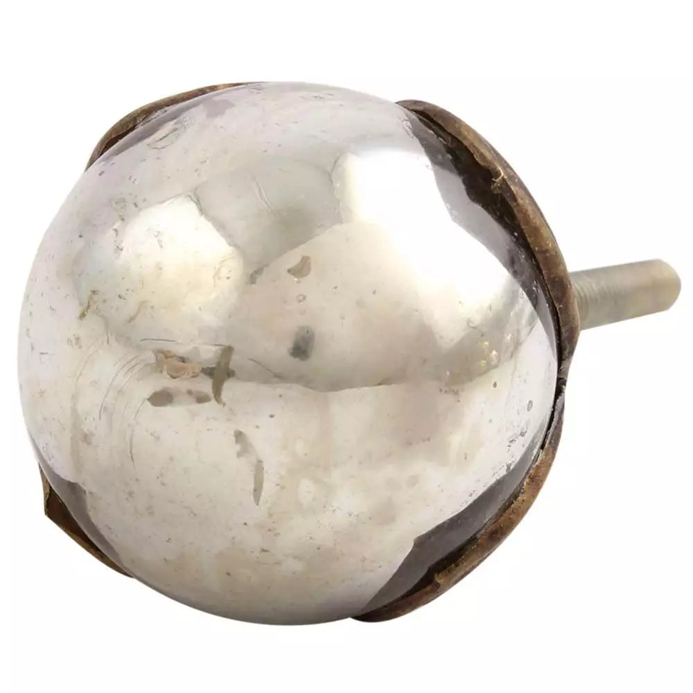Pärlformad antik glasknopp