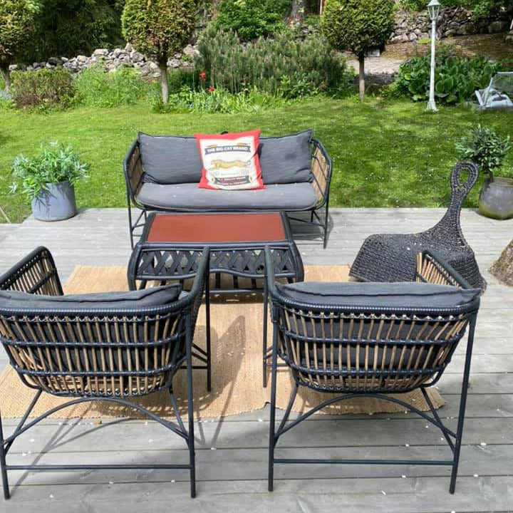 Maalattu_rottinki_musta_Frenchic