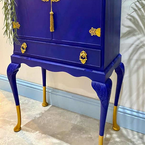 Sininen_kalkkimaali_kalustemaali_Al_Fresco_Kiss_Me_Sloely_Frenchic_Paint_Finland