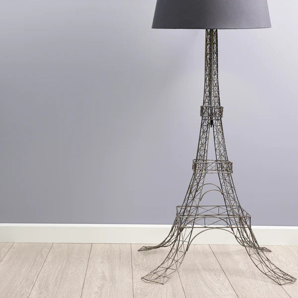 Stormy-harmaa Frenchic maali.