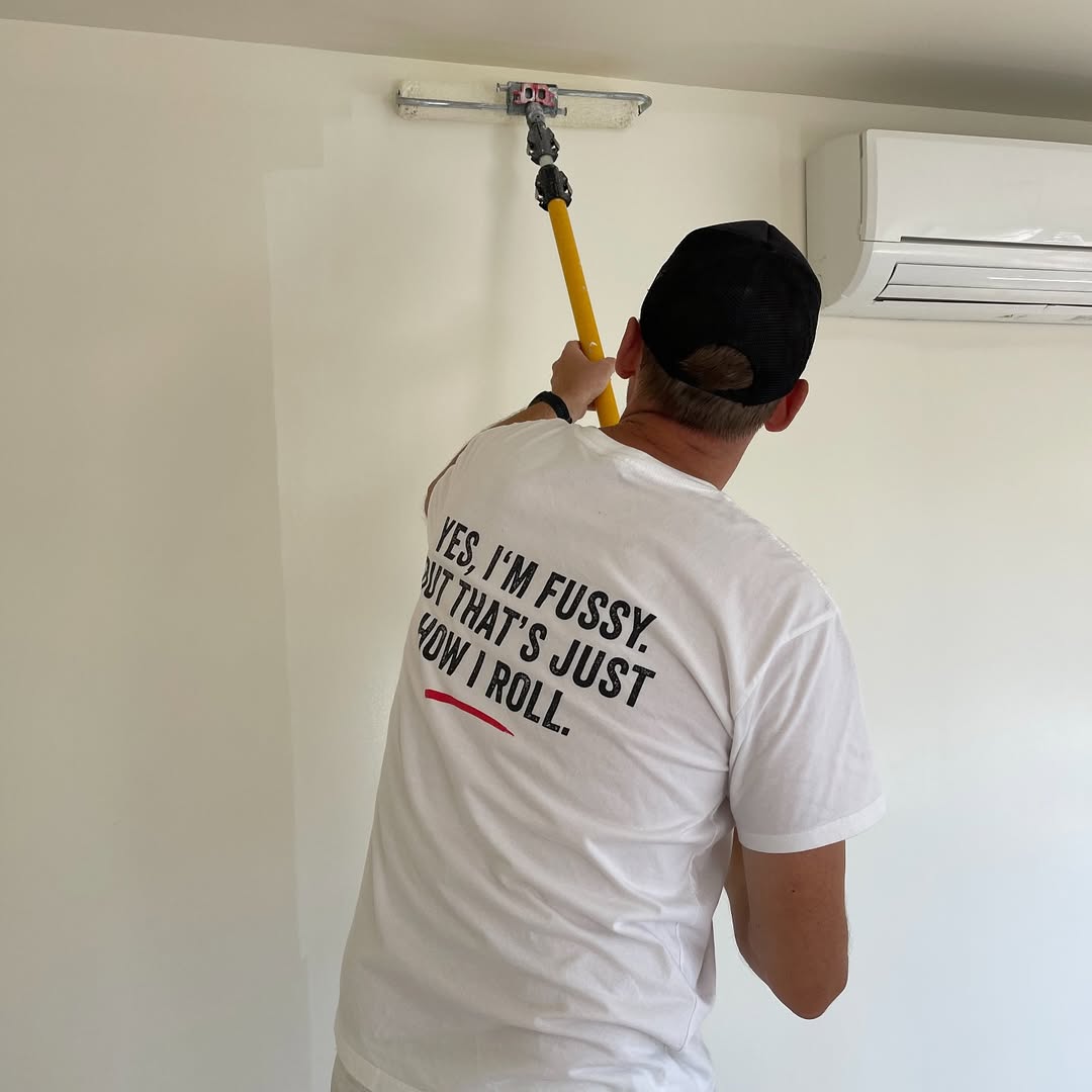 TFB- lyhythihainen T-paita - Sille tarkemmalle maalarille-Frenchic Paint Finland