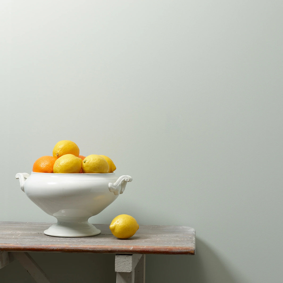 Testivoittaja vihreä seinämaali Frenchic. 