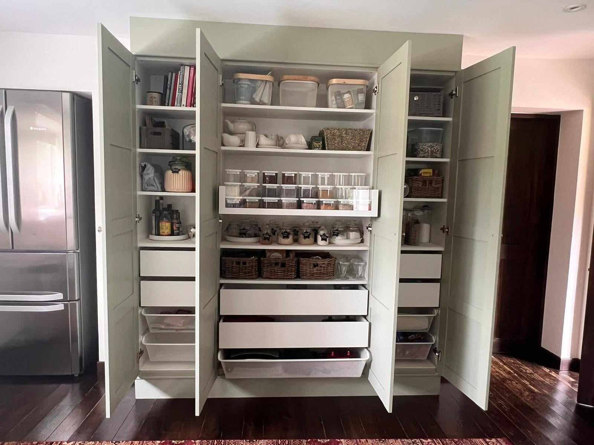 Ikea_Pax_Wise_Old_sage Frenchic