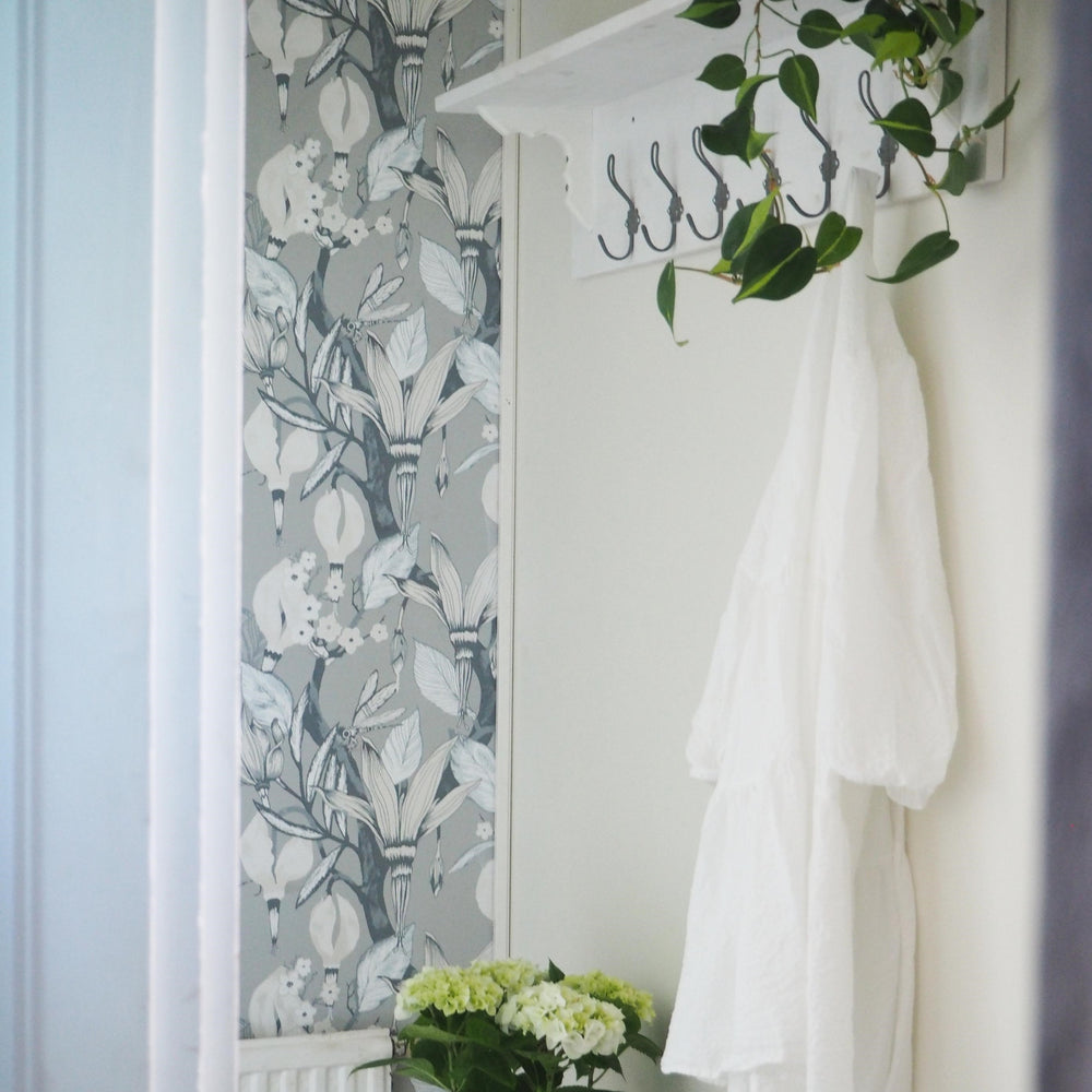 Luonnonvalkoinen Frenchic seinämaali Yorkshire Rose Frenchic Paint Finland. 