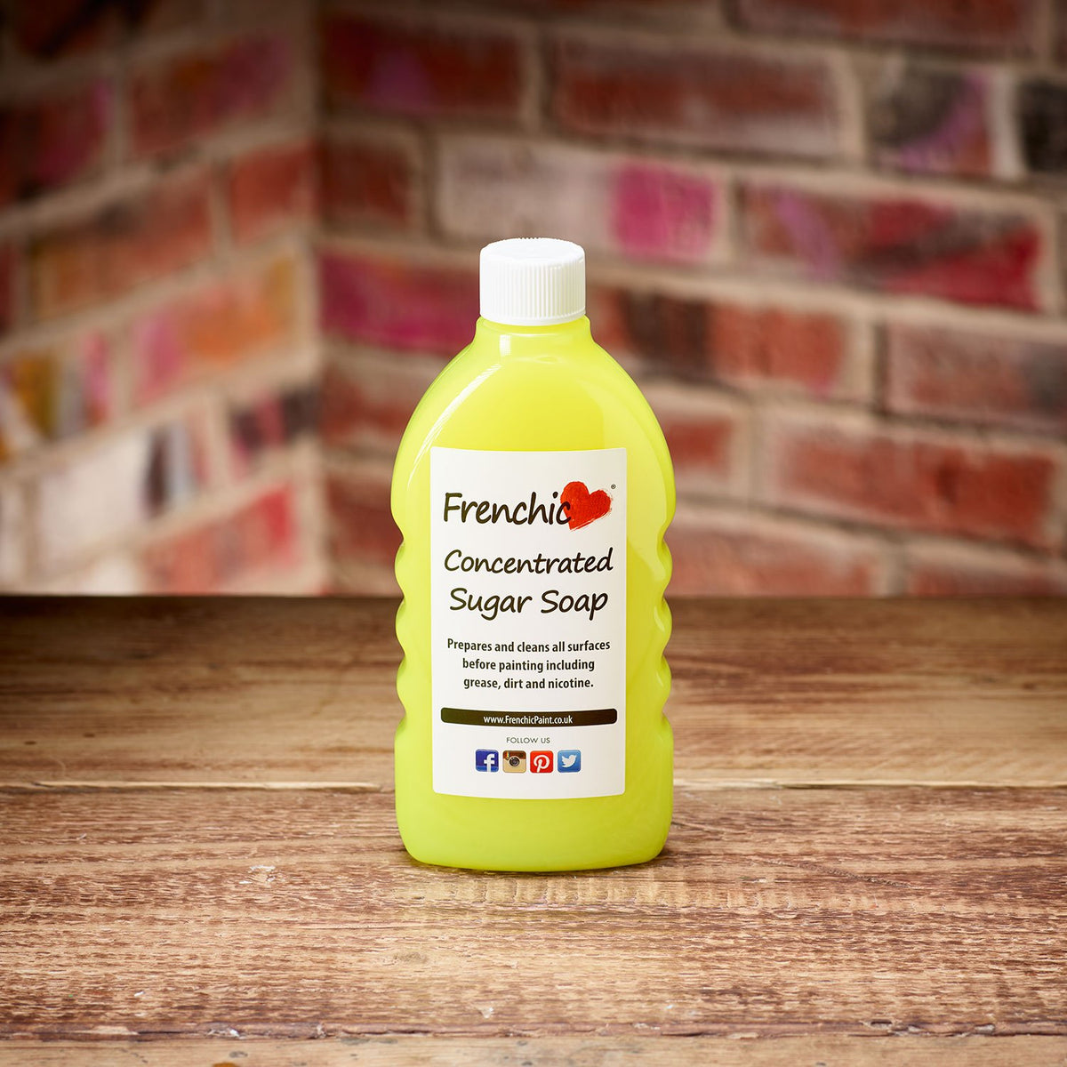 frenchic maalipesu paneelikaton pesuun ennen maalausta. 