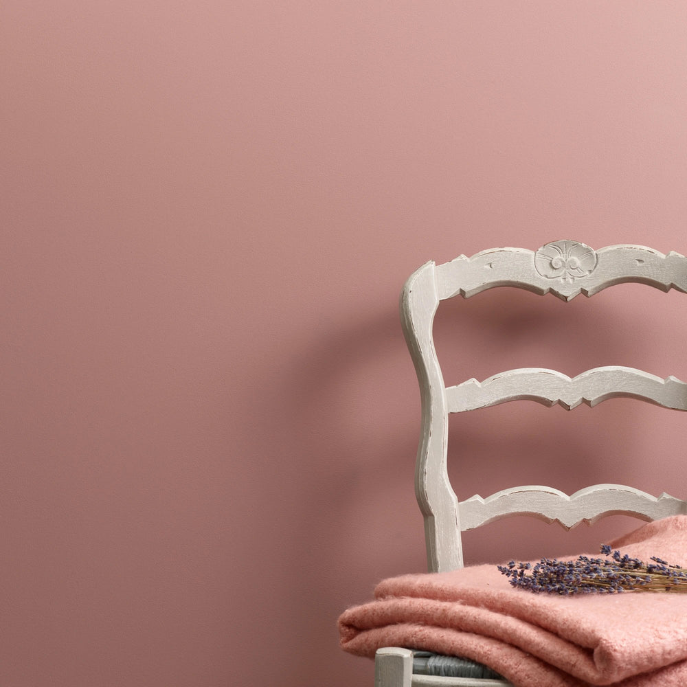 Last Dance - roosa maali TP - Trim Paint listamaali - Frenchic Paint Finland