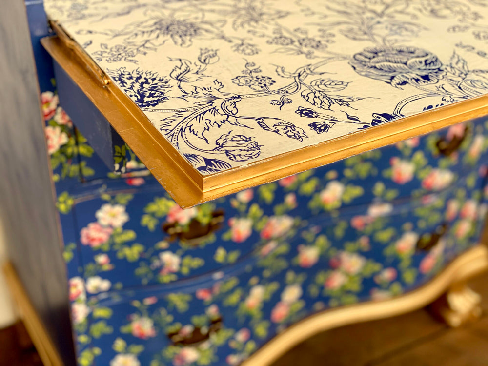 Rose Chintz iod paint inlay frenchic paint finland koristemaalaus. 