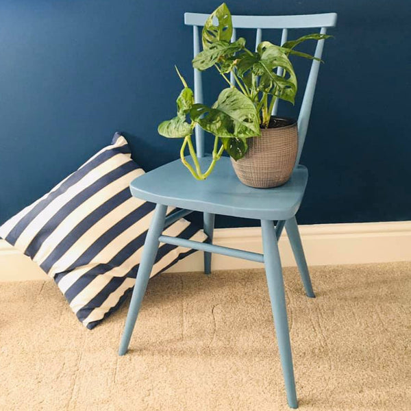 Sininen Frenchic maali Ol Blue Eyes Frenchic Paint Finland Al Fresco. 